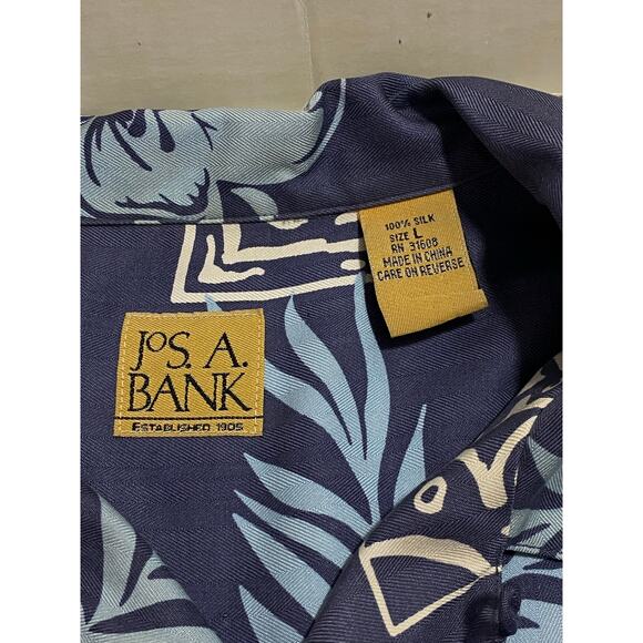 Jos A Bank Shirt Mens L Blue Palm Trees 100%  Silk Hawaiian Button Up Relaxed - Picture 9 of 9